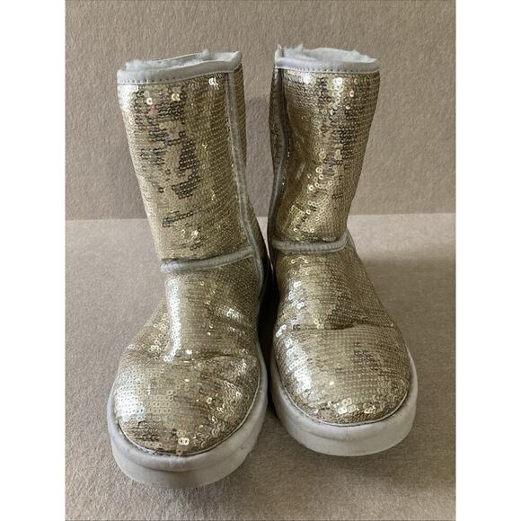 UGG Women’s sequin Sheepskin Lined Boots Sz 8 3161 Classic Short Sparkle Winter - Picture 4 of 8